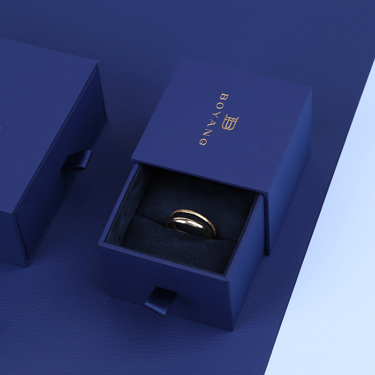 Hot Selling elegant sliding drawer blue chain custom jewelry gift box