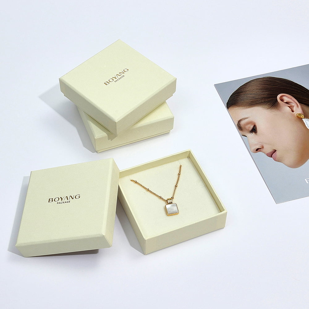 Quick shipping custom fancy luxury pendant gift box packaging