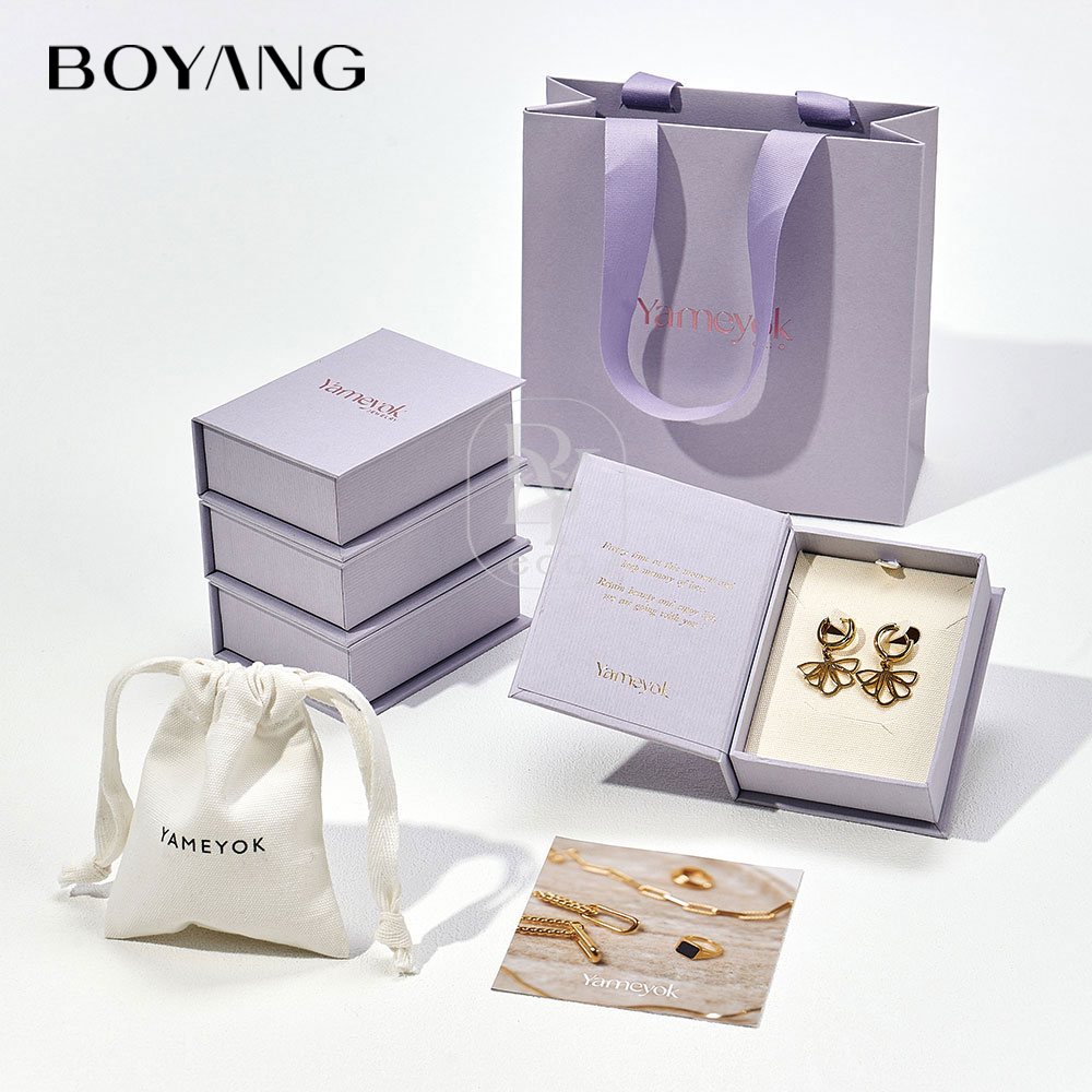 Custom Paper Jewelry Packaging Boxes