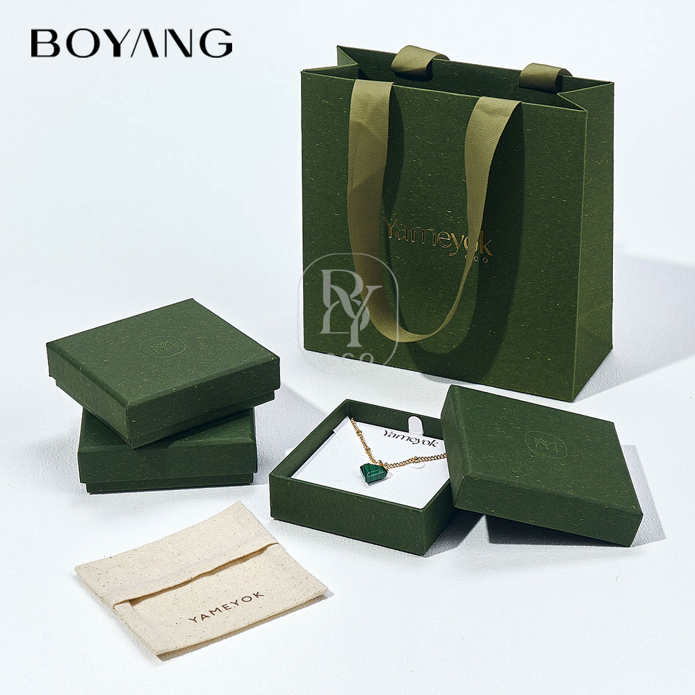 Custom Lid and Base ECO Friendly Jewelry Packaging Box