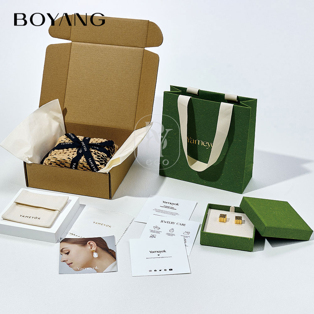 Custom Lid and Base ECO Friendly Jewelry Packaging Box
