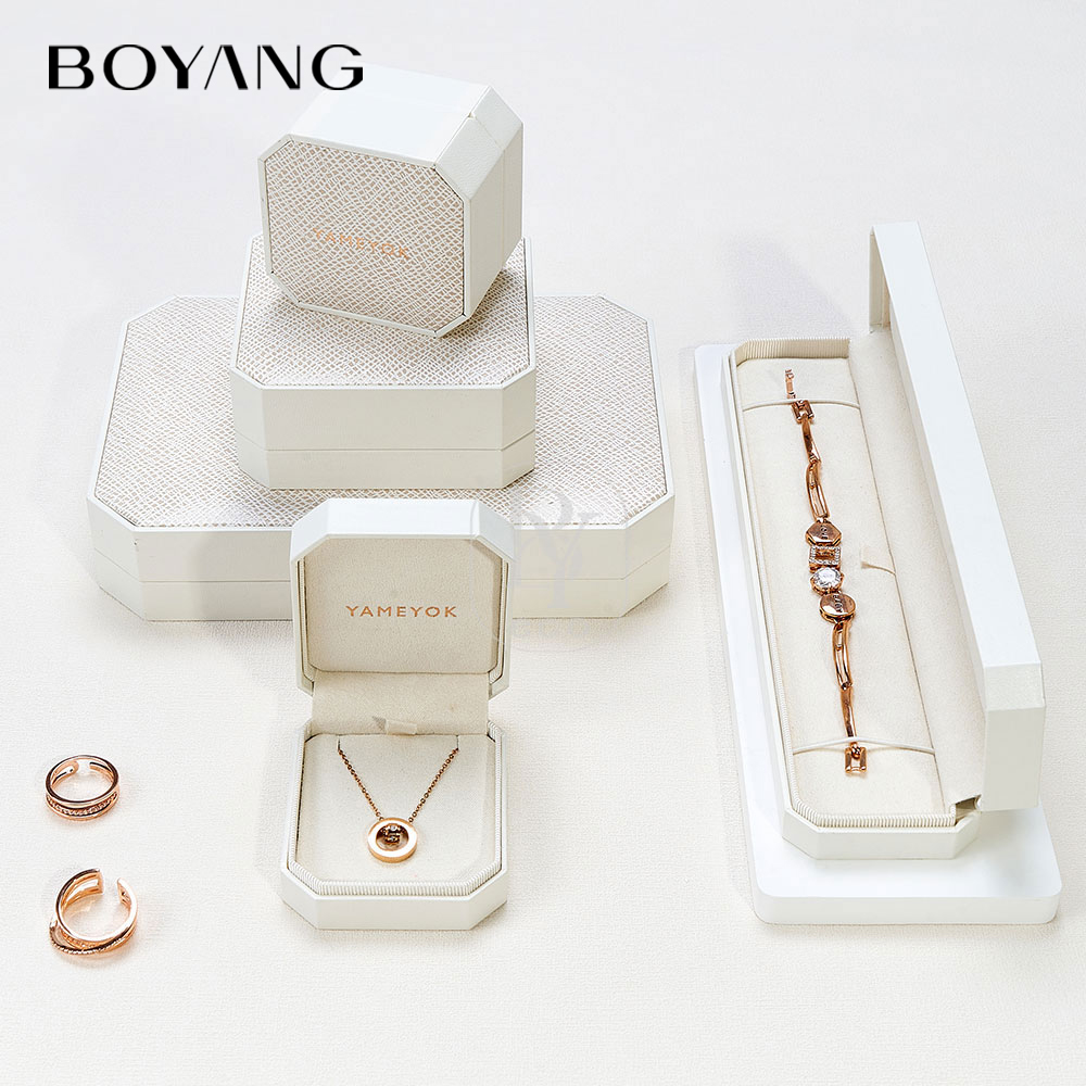 Boyang Custom Luxury Gift Packaging Set Paper Nice Jewelry Box